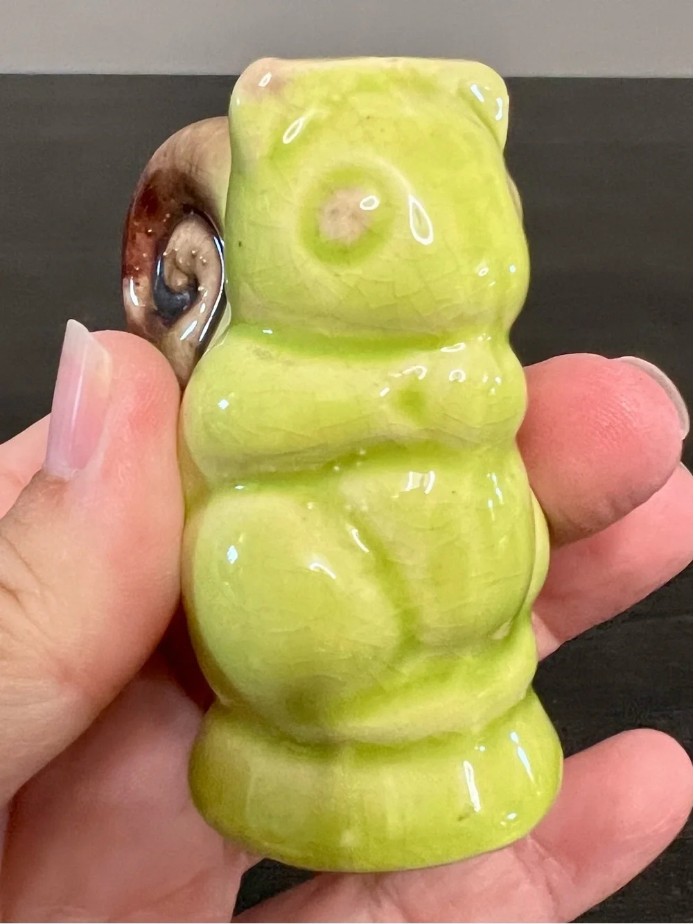 VTG Ceramic Squirrel Pie Bird Vent Funnel Chartreuse Swirled Tail Kitschy Retro